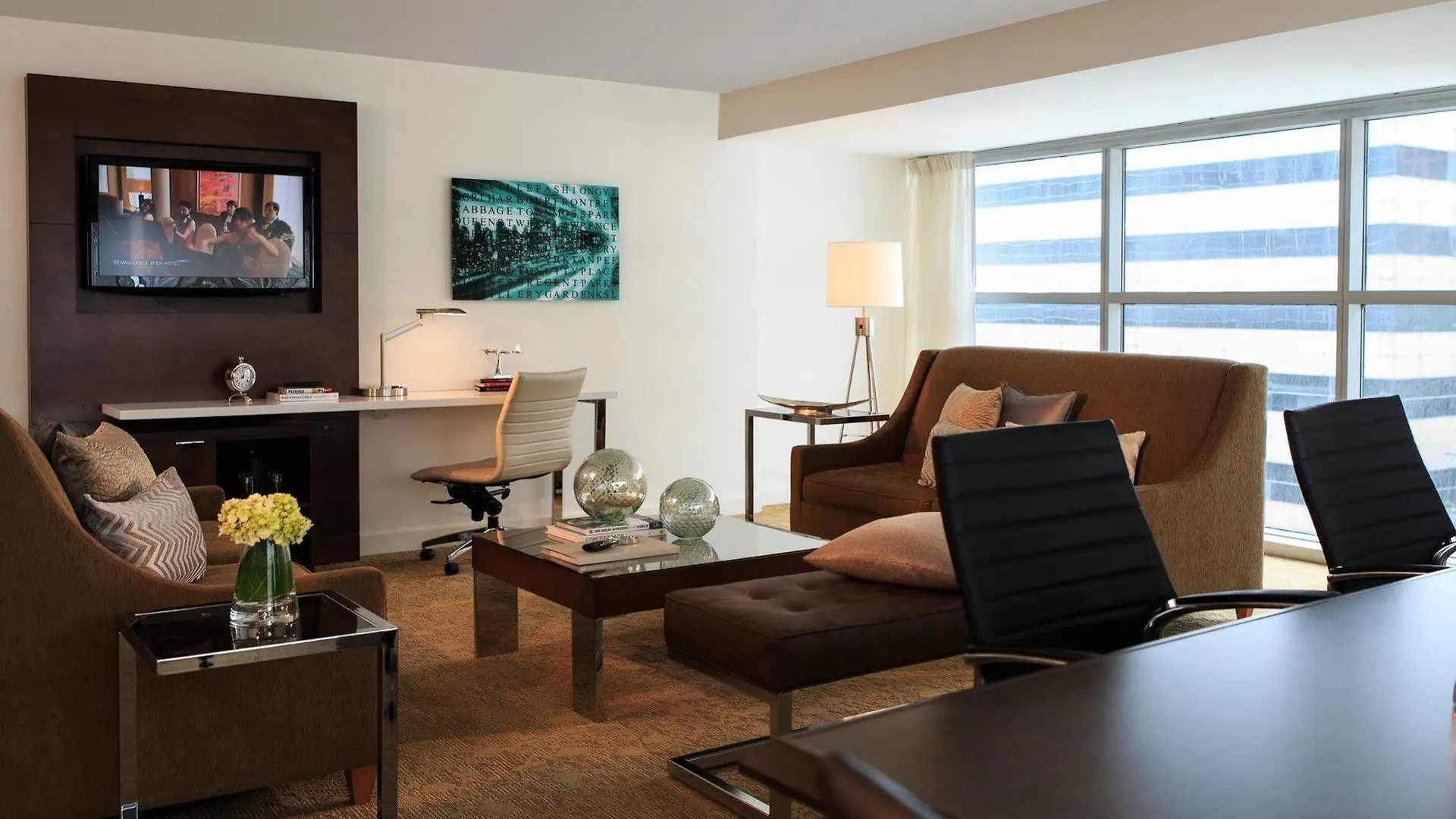 Toronto Marriott City Centre Hotel 4*,
