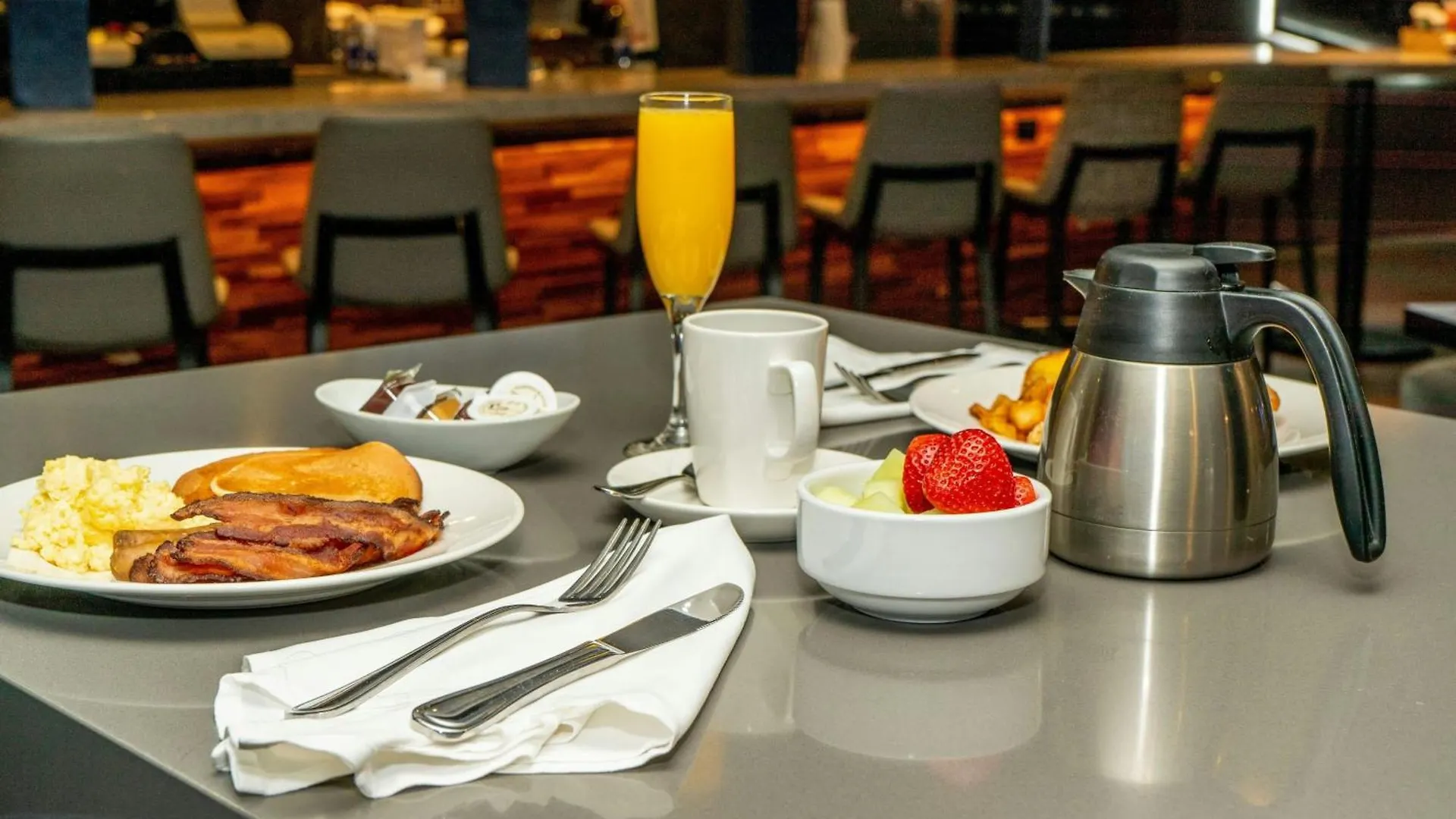 Toronto Marriott City Centre Hotel